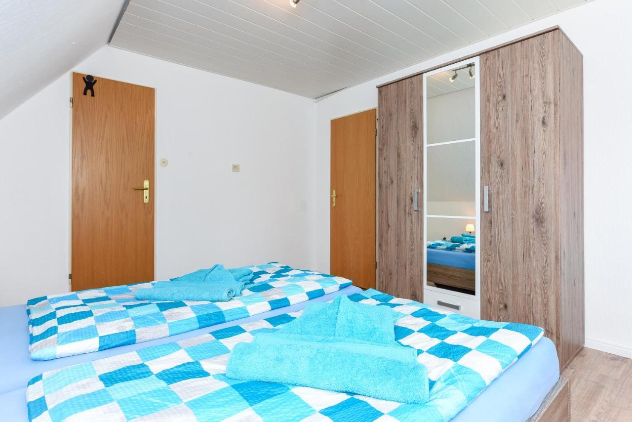 Ferienwohnungen Im Haus Waterkant Neuharlingersiel Luaran gambar
