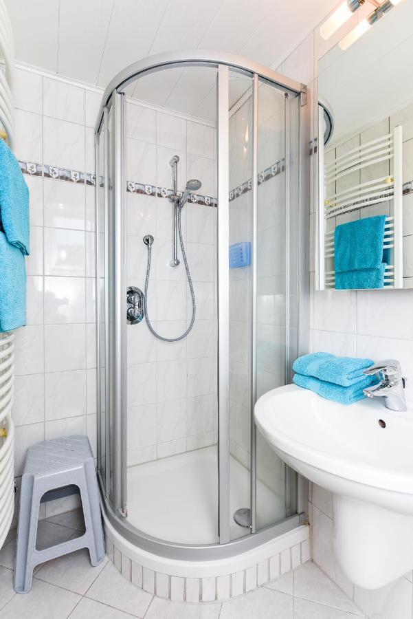 Ferienwohnungen Im Haus Waterkant Neuharlingersiel Luaran gambar