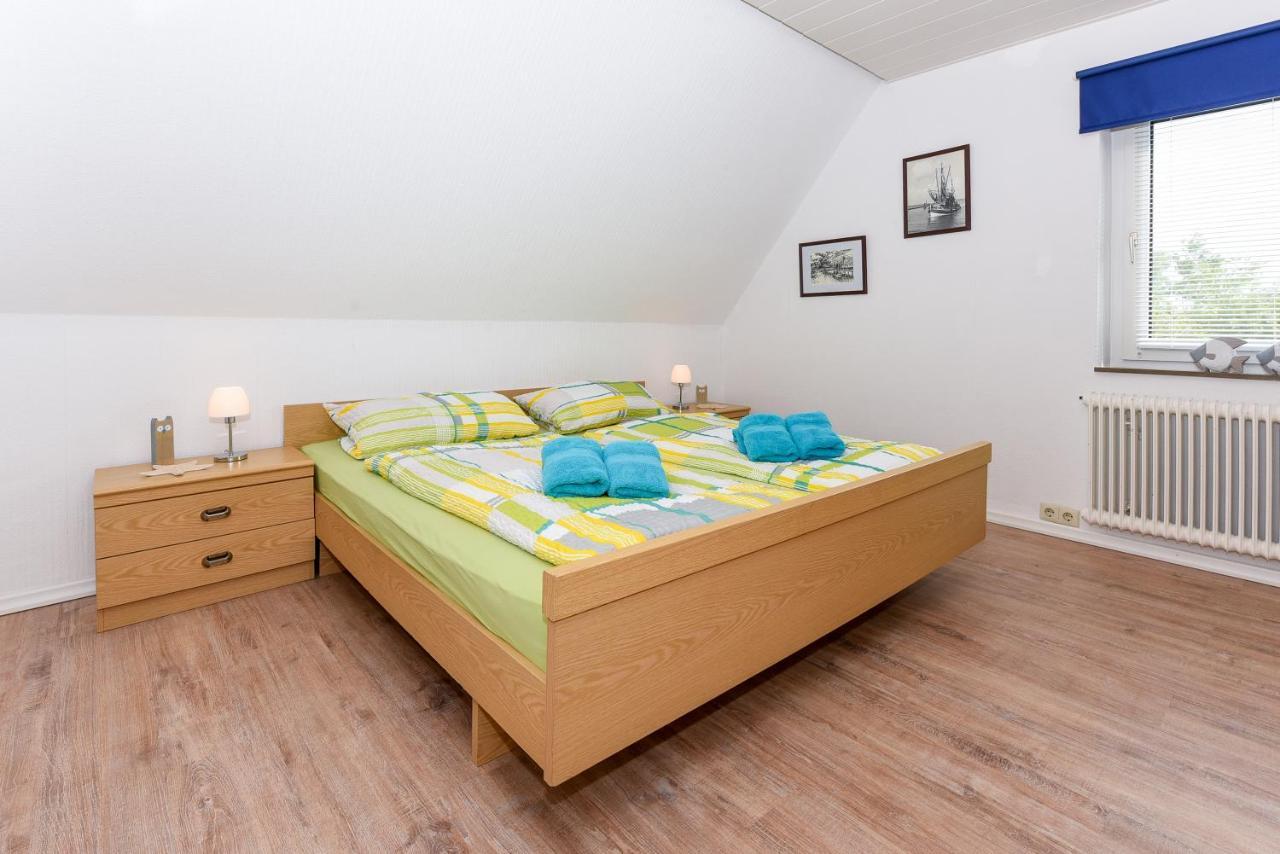 Ferienwohnungen Im Haus Waterkant Neuharlingersiel Luaran gambar